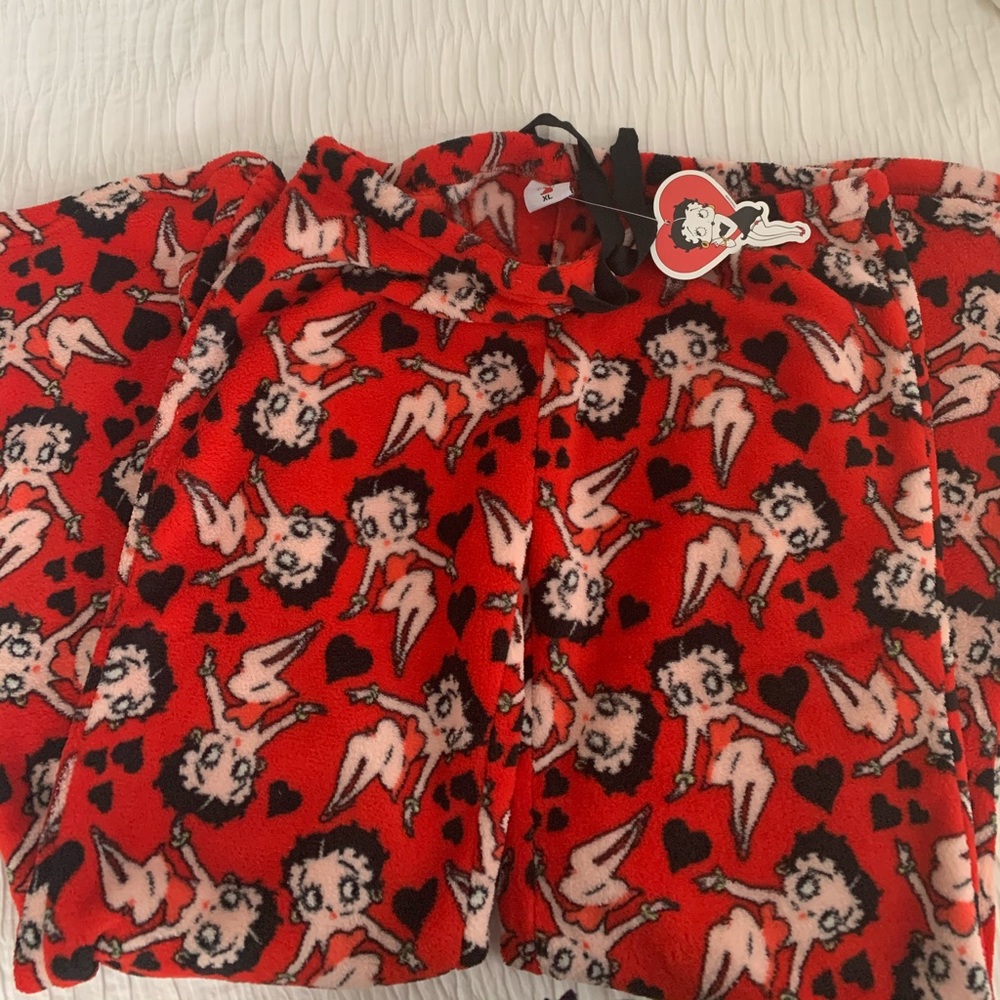 Betty Boop fleece lounge pants